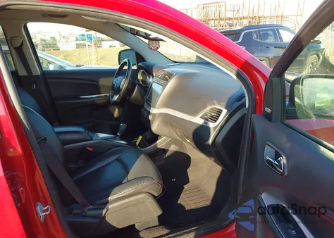 2016 Dodge Journey R/T z USA, uszkodzony, nr VIN 3C4PDDEG6GT248119